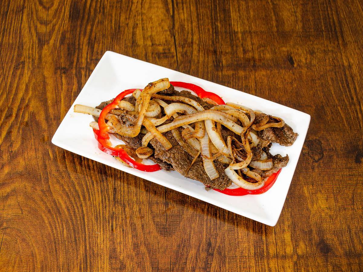 Bistec Encebollado o Empanizado